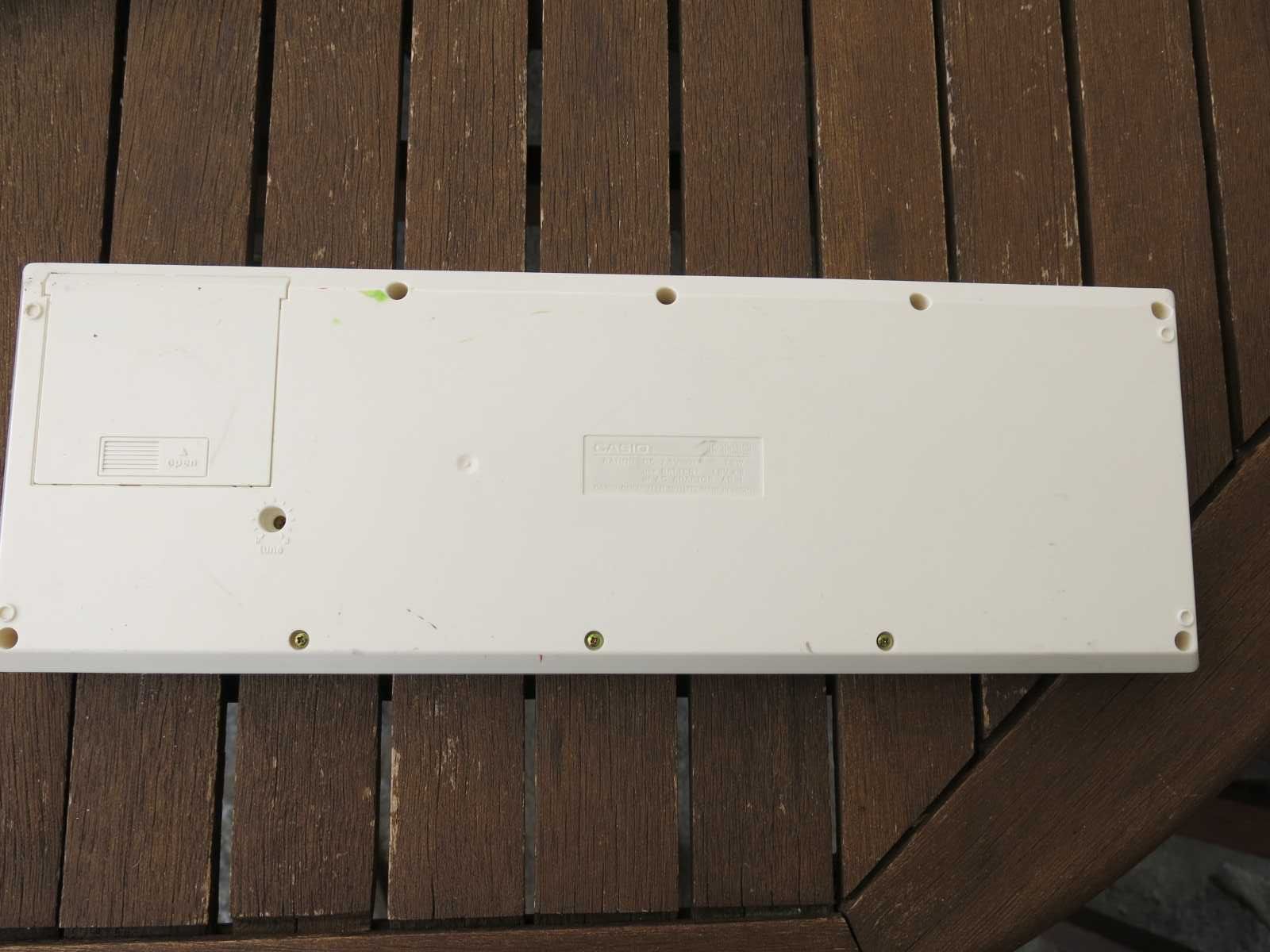 Ретро синтезатор Casio PT-87