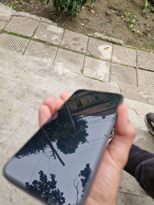 Iphone 14 КАТО НОВ! Възможен Бартер за по голям клас айфон