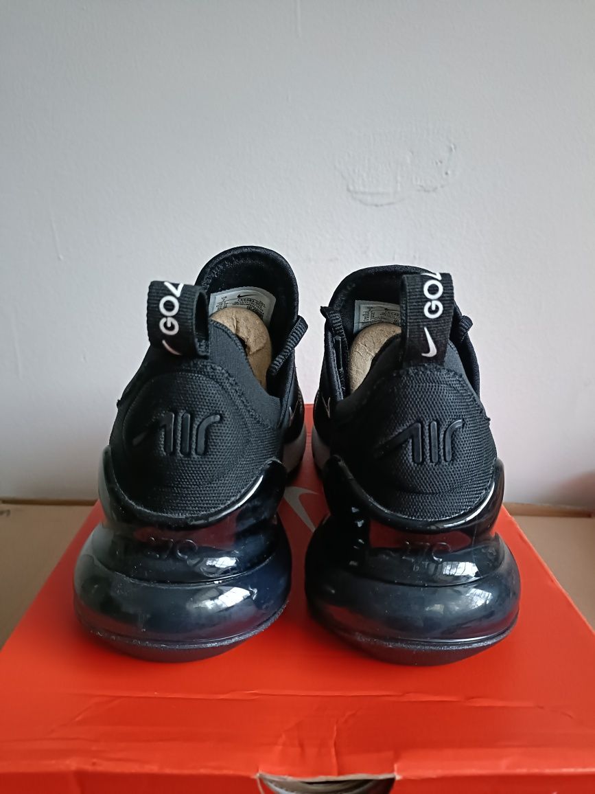 Nike Air Max 270 номер 40