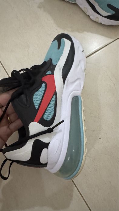 Nike 270 react маратонки