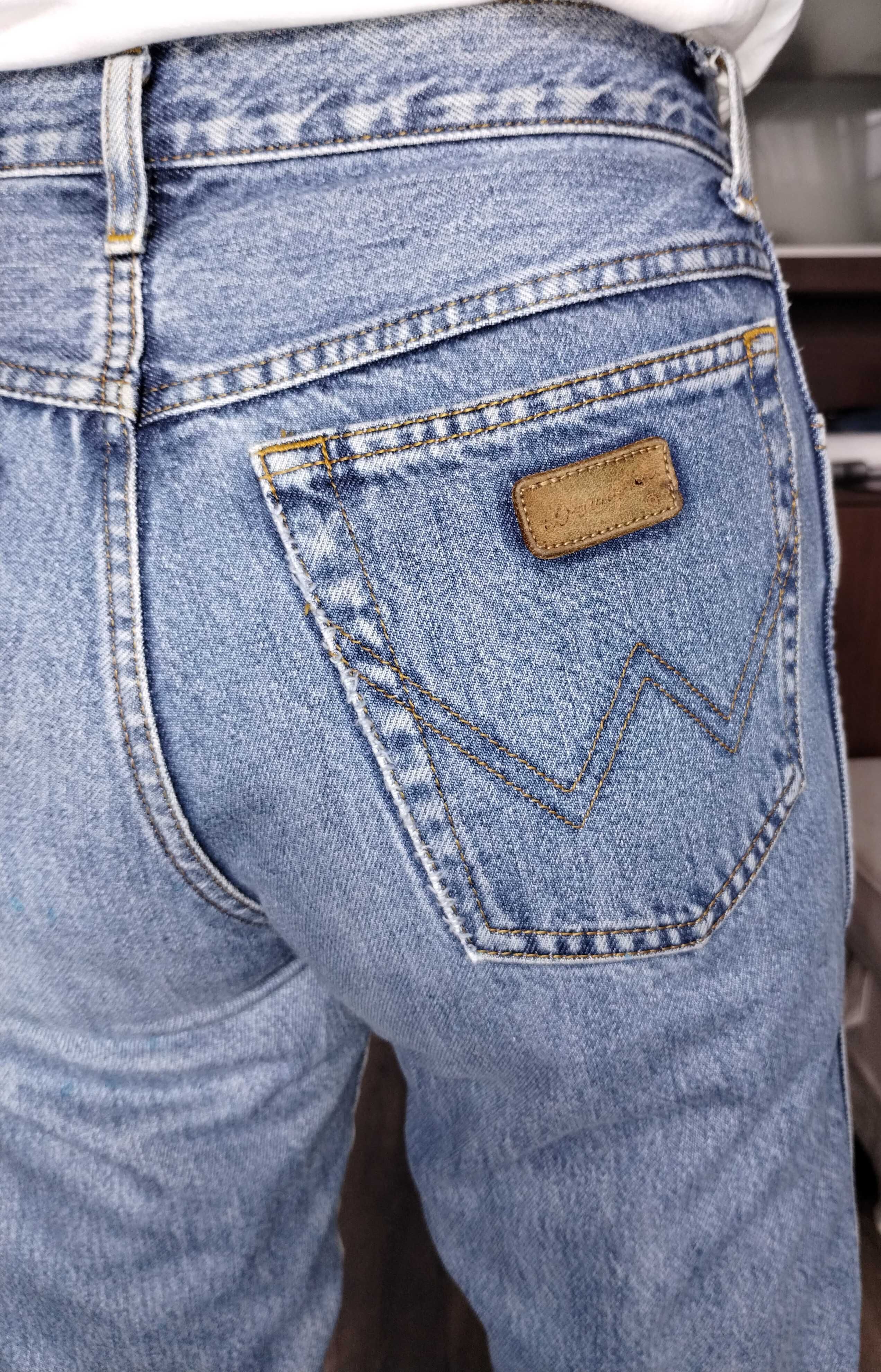 Дънки. Дамска модел  Wrangler.номер 28-30 Оригинал.