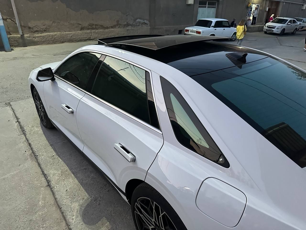 Huyndai grandeur 1.6 hybrid