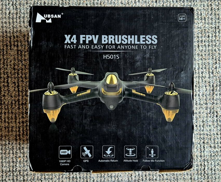 Drona HUBSAN X4 FPV H501S Nouă