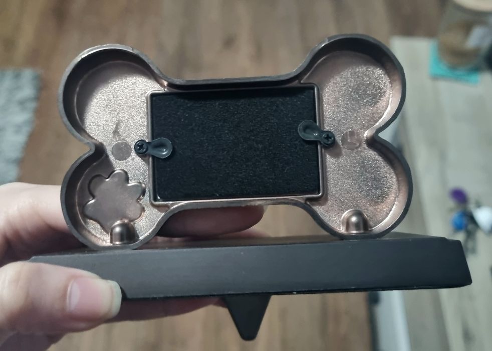 Suport pentru agatat zgarda / cheile cu poza