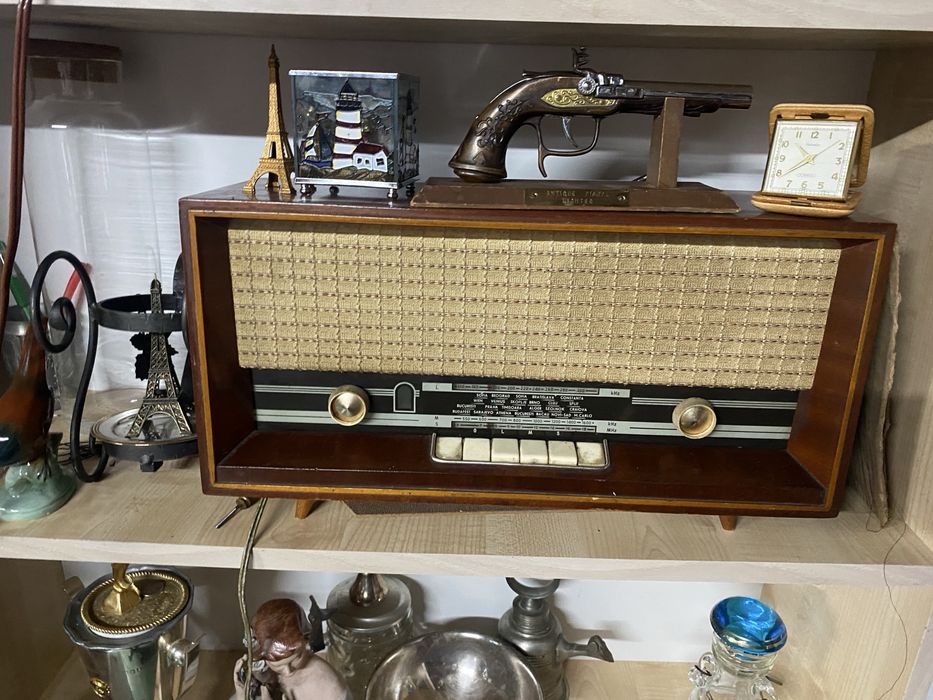 Vand radiouri vechi functionale