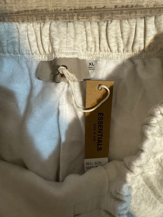 Pantaloni essential light oatmeal