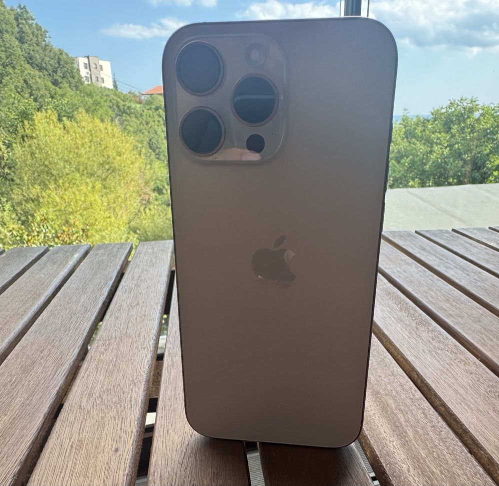 Перфектен! iPhone 16 Pro Max 1TB Desert Titanium 100% Battery