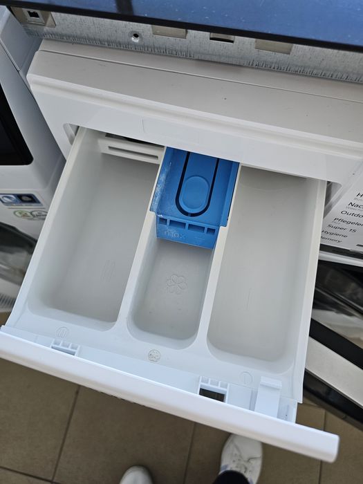 Пералня SIEMENS iQ800
