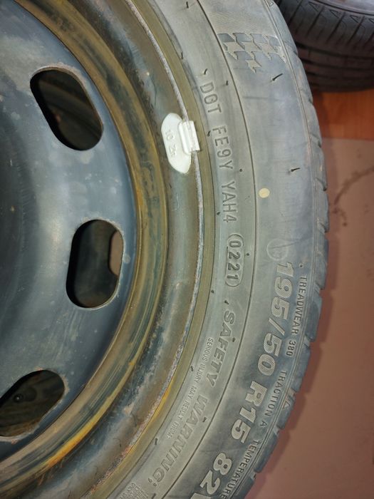 Vând 4 roți 5×100 R15