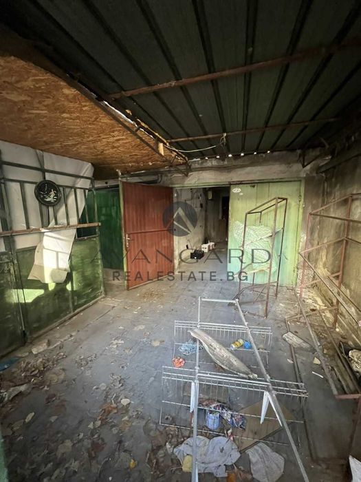 Продава се Четиристаен апартамент в Пловдив, Център - 159 кв.м за 1876 €/кв.м - Снимка #14