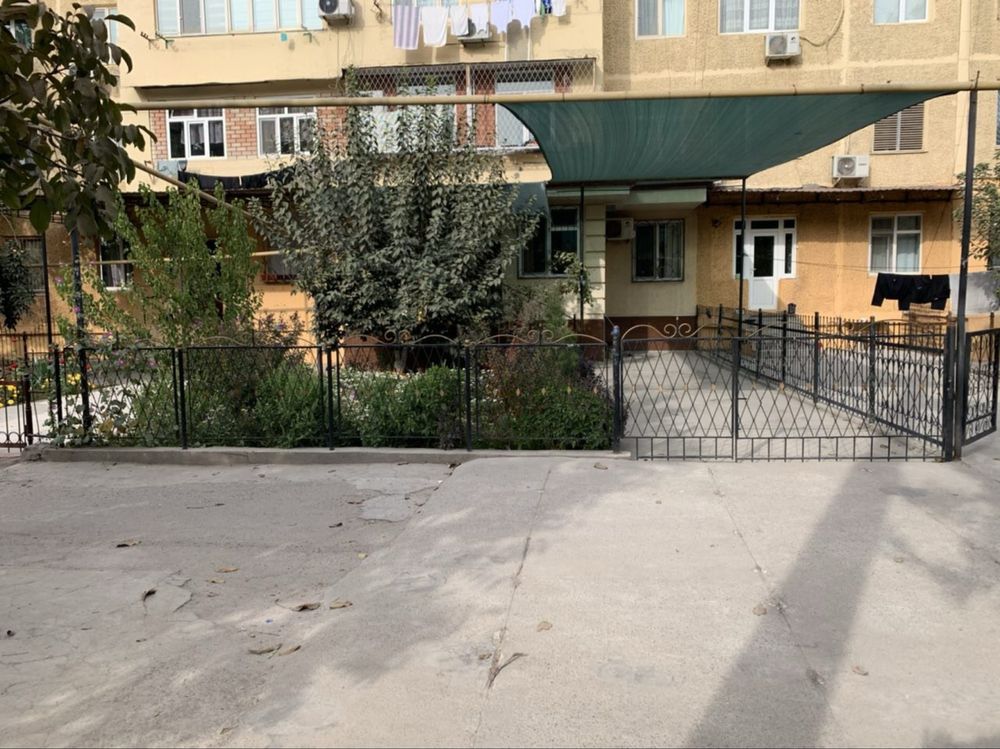 Chilonzor 19 kvartal 1 etaj srochni sotiladi pod ofis ham boladi
