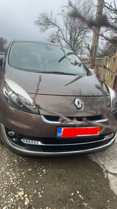 Renault Scenic 2012