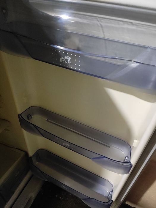 Холодильник Бирюса