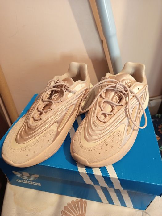 Маратонки  Nike и Adidas