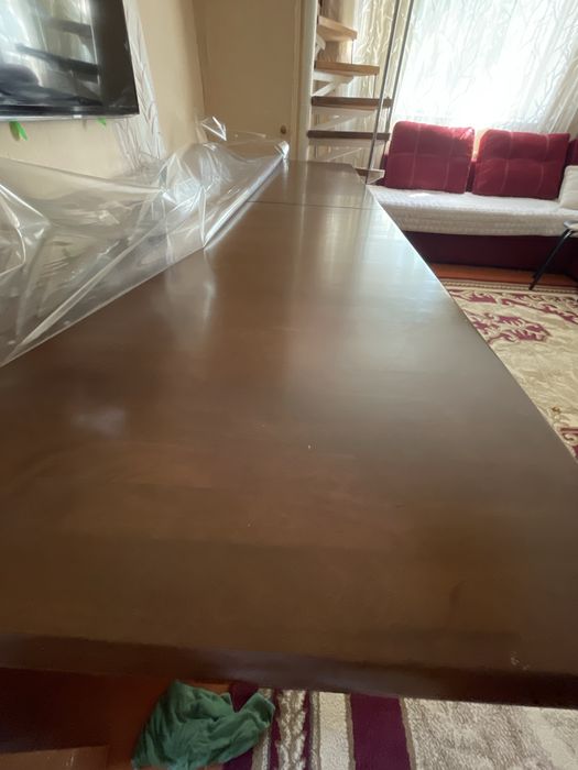 Стол со стульями