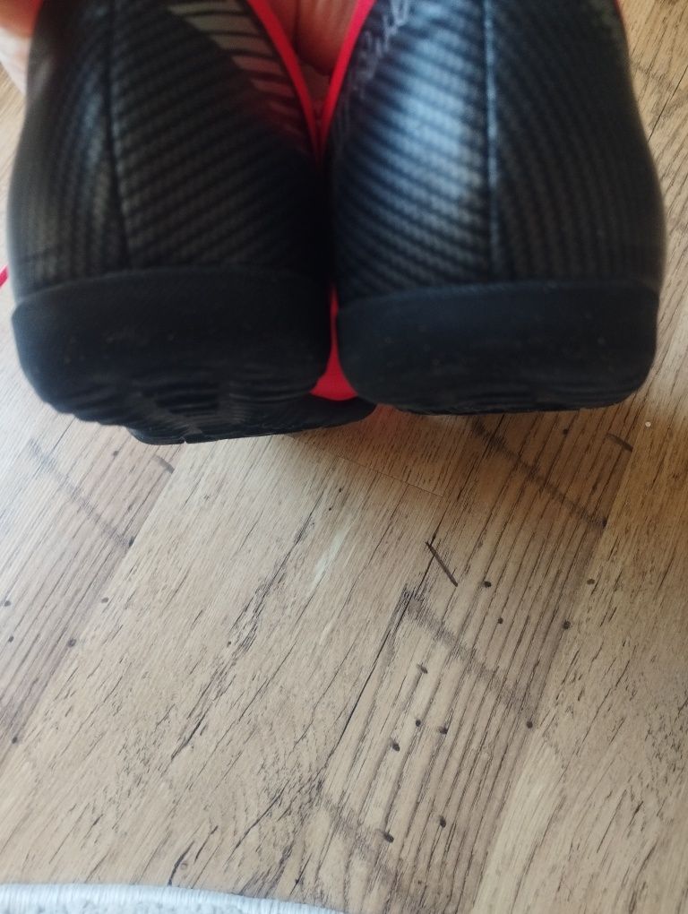 (38н.) Обувки Nike за футбол