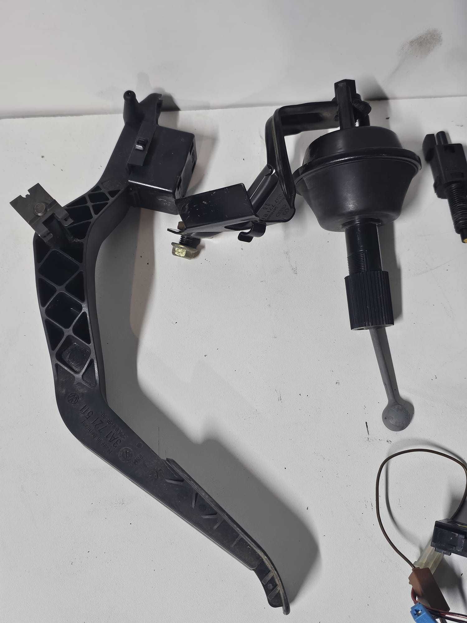 Pilot automat Volkswagen Golf 3 / Vento / Passat B3/ Passat B4/Corrado