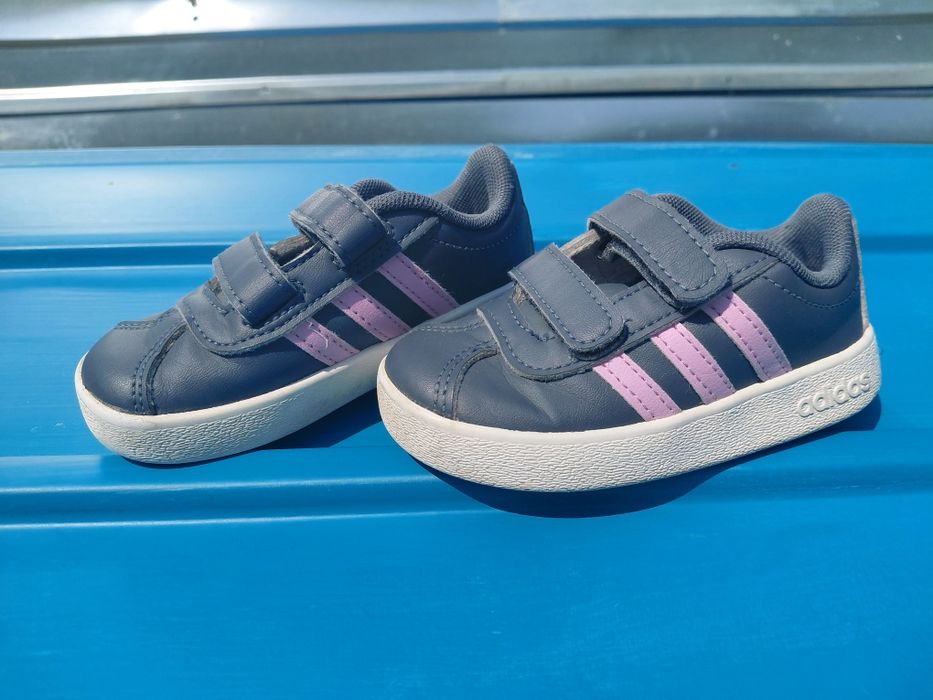 Adidași fetite nr 23