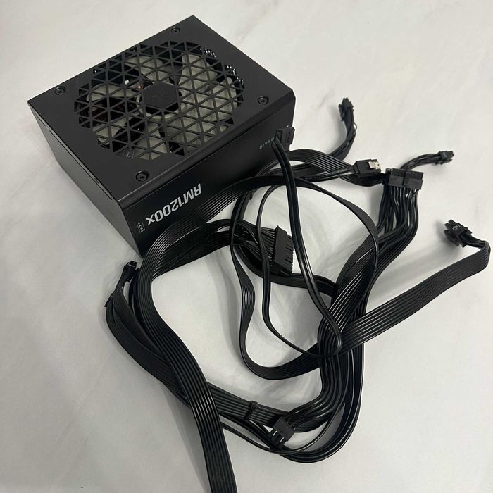 Sursa Corsair 1200W RM1200x - GARANTIE 8 Ani