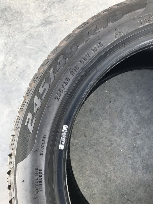 Set Cauciucuri Anvelope 245 45 R18 Iarna Pirelli Profil 7mm ca noi