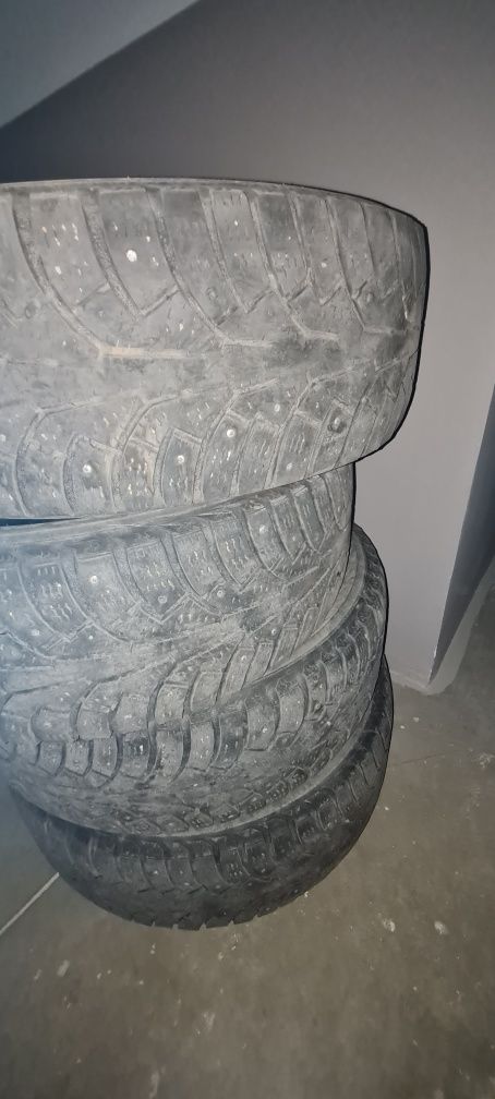 Зимние шипованные шины. Nokian Nordman 5. 185/65R15 92T