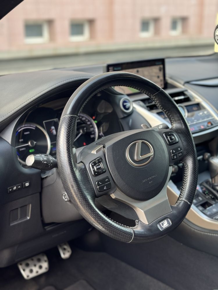 LEXUS NX300h 2019 F-Sport