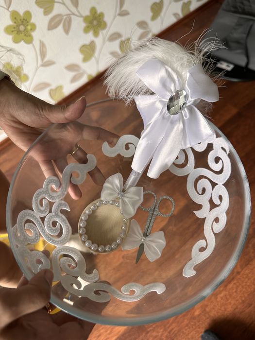 Чаша, ложка и ножницы для кыркынан шыгару