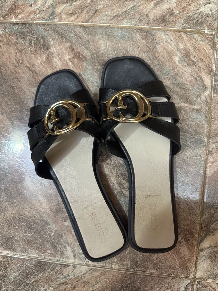 Guess летни чехли