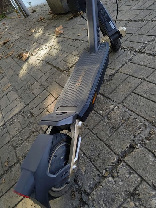 2г Гаранция! Електрическа Тротинетка Navee ST3 PRO
