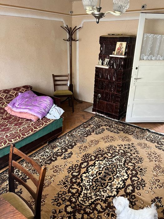 Vând casă în Simeria