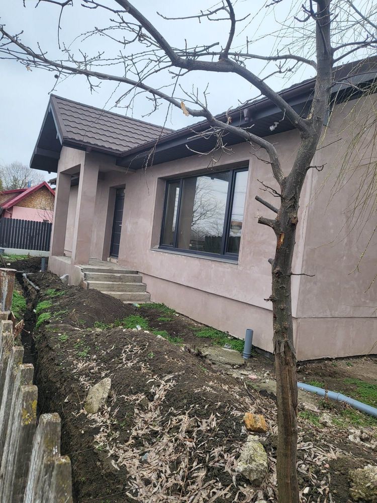 Casa de vanzare comuna Perieti