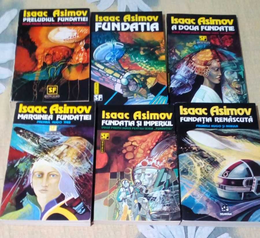 Colecția/Seria de carti Asimov: FUNDATIA