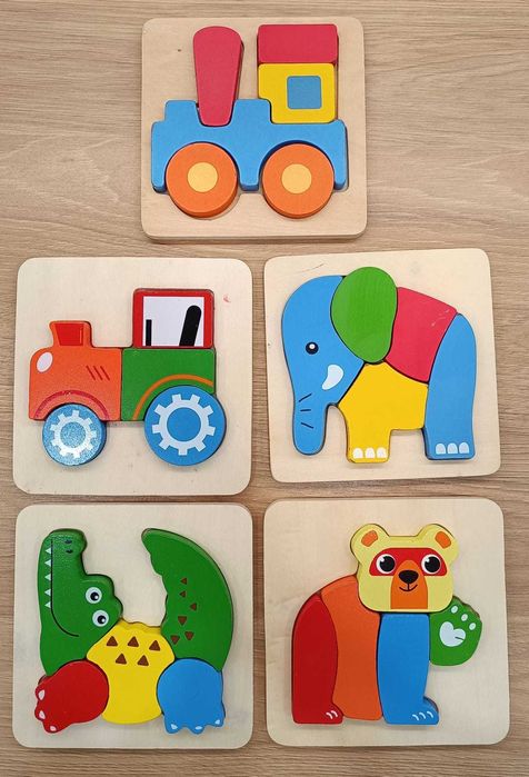 Jucarii din lemn bebeluși