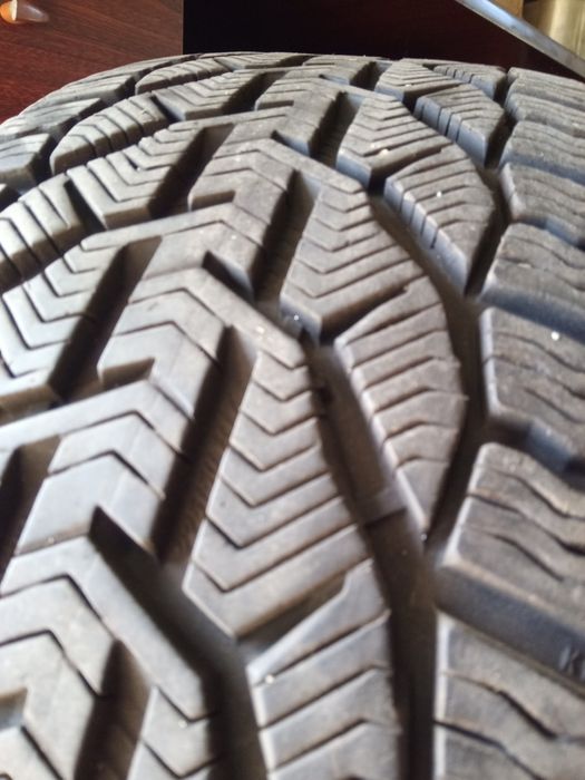 Jante cu anvelope iarnă 3 buc originale R17