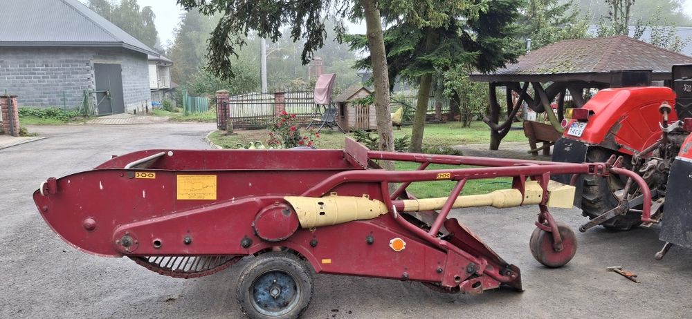 Mașina scos recoltat cartofi