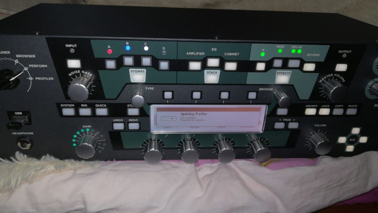 Продаю свой любимый процессор Kemper Profiler Profiling amplifier.