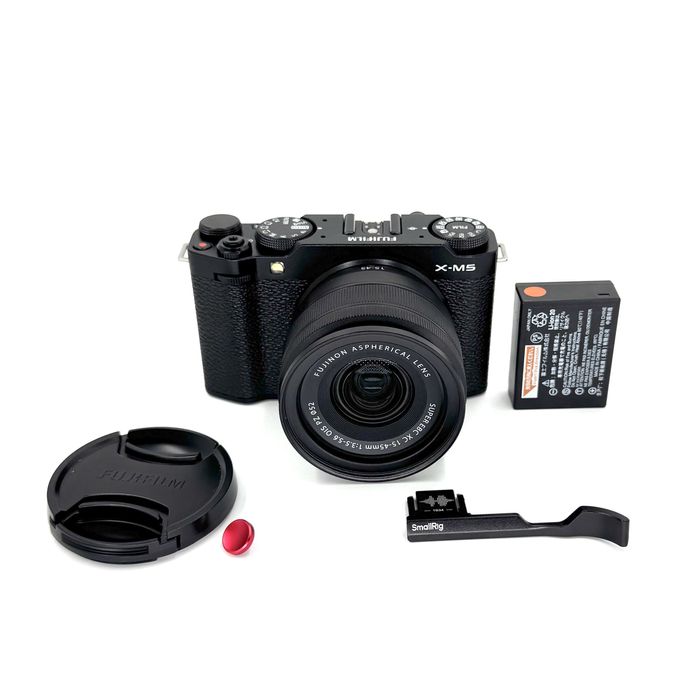 Fujifilm X-M5 Kit cu Obiectiv XC 15-45mm