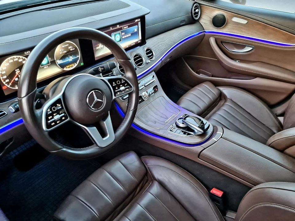 Mercedes Benz E 220  PREȚ FIX EXCLUSIVE Business Lux