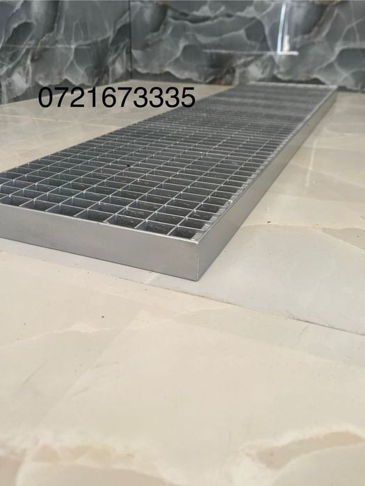 Platforme zincate trepte zincate
