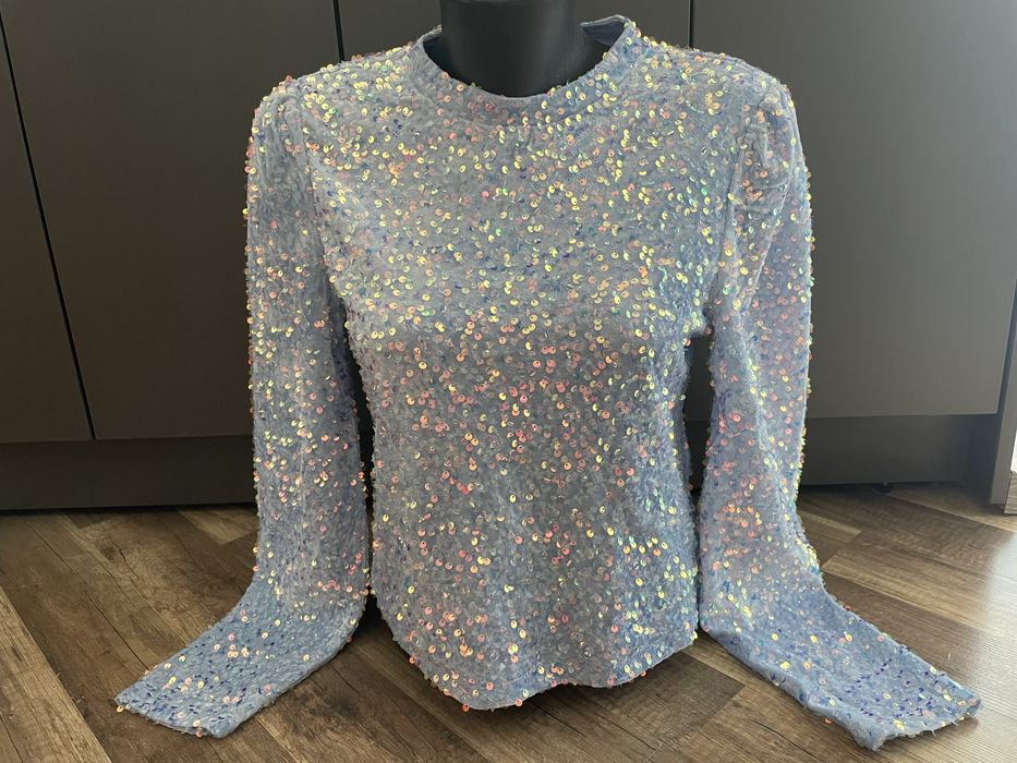 Синя блуза в пайети