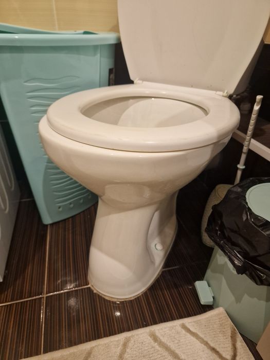 Унитаз б/у все работает