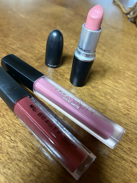 Продавам червила на Mac, Huda Beauty и NL Beauty
