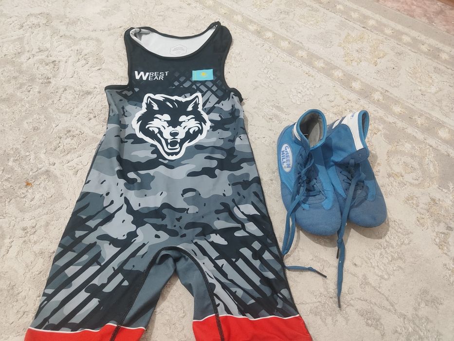 Еркін куреске киім