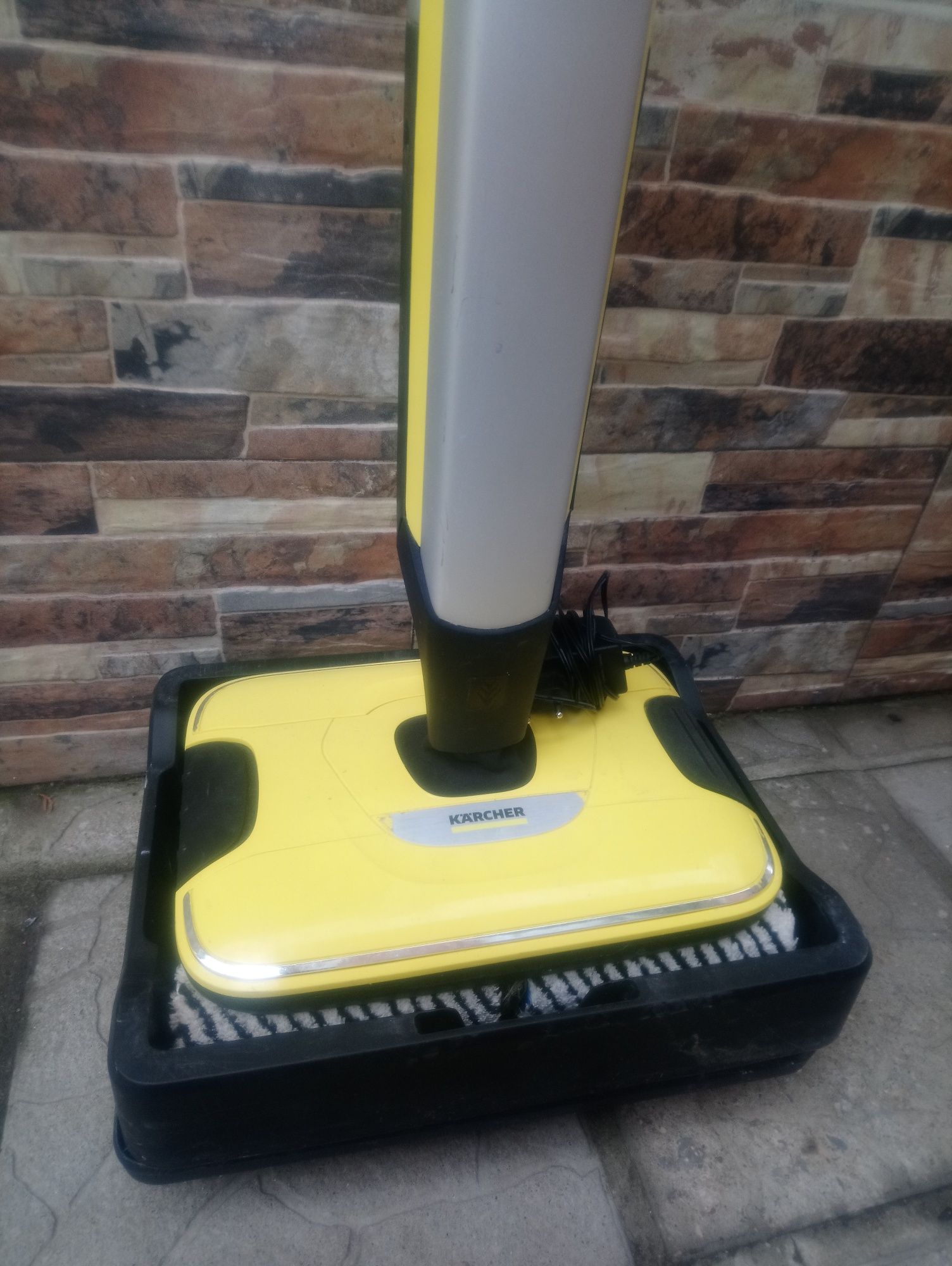 Подочистачка Karcher FC7 Cordles