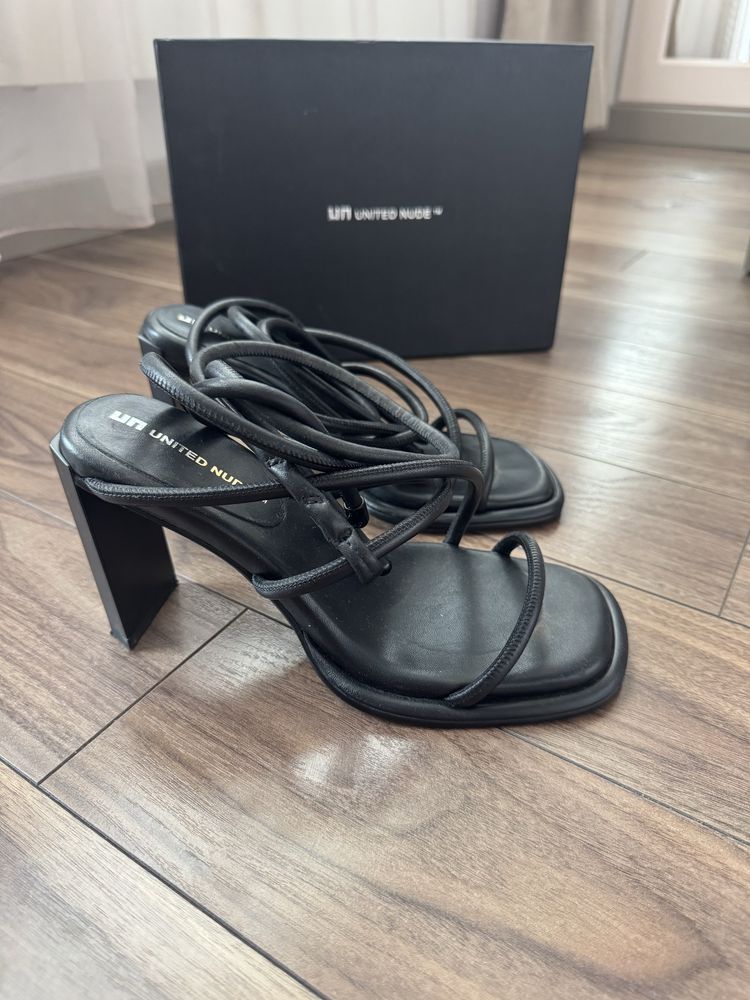 Сандали united Nude
