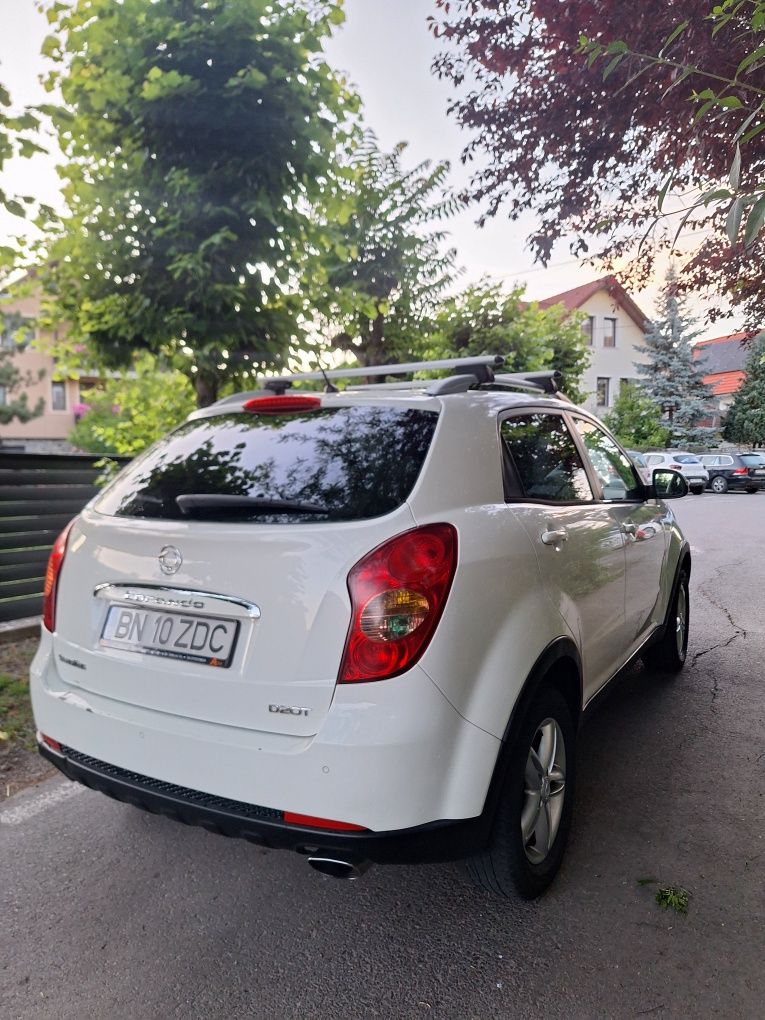 korando SsangYong  an 2012 motor 2.0 177 cp 4 x 4 inteligent unic prop