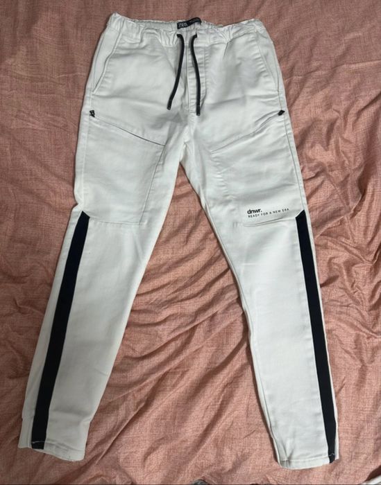 Pantaloni Zara albi