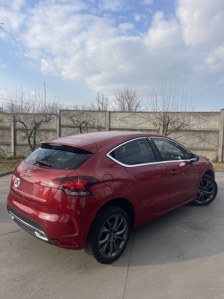 Dezmembrez citroen ds4 1.6 9hr