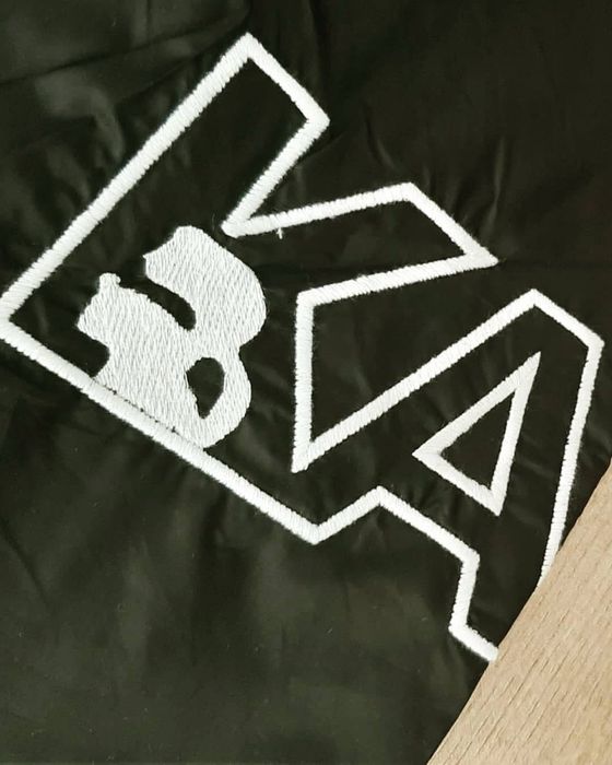 Ново дамско яке Карл