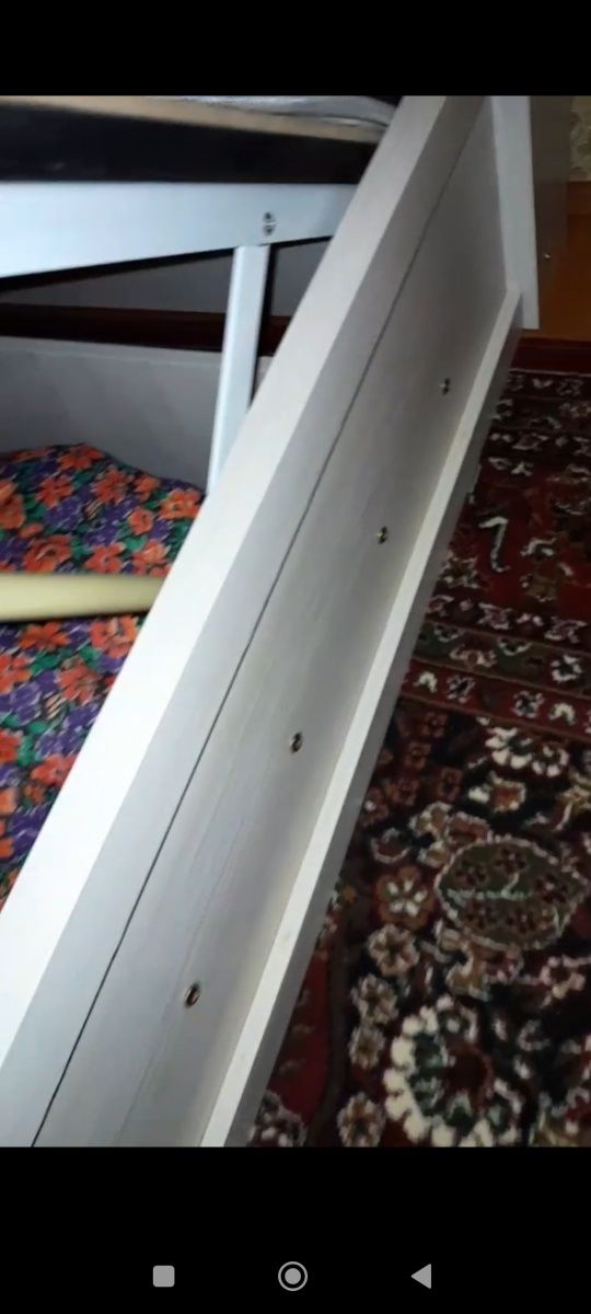 Srochno Kravat Spalni sotiladi